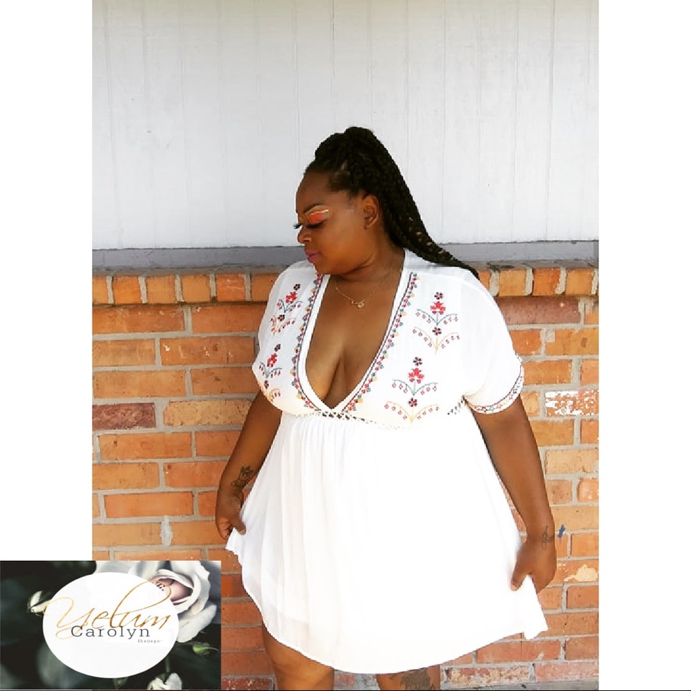 Plus size White dress 💕 en crème